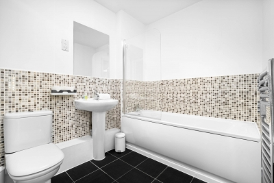 City Centre Apartment - Balcony - On Street Parking - Smart Tv & Neflix