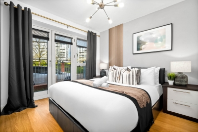 City Centre Apartment - Balcony - On Street Parking - Smart Tv & Neflix