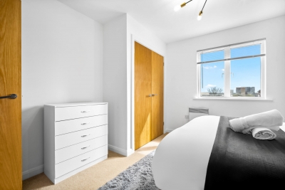 Stylish Two Bedroom Apartment - City Centre - Netflix
