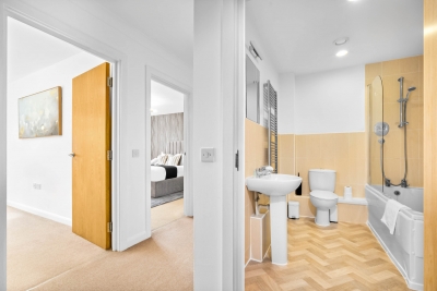 Stylish Two Bedroom Apartment - City Centre - Netflix
