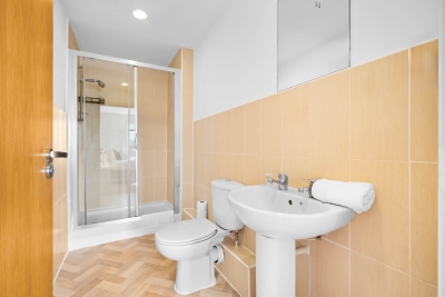 Stylish Two Bedroom Apartment - City Centre - Netflix