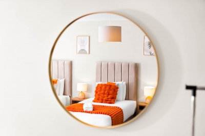 Luxury Apartment - Sleeps 4 - City Centre - Parking