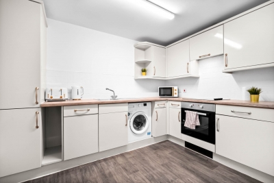 Luxury Apartment - Sleeps 4 - City Centre - Parking