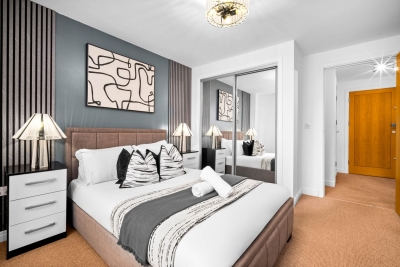 Luxe Apartment - City Centre - Balcony & Parking