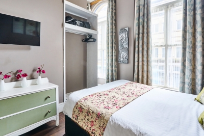 Stay Manchester Apartments Sleeps15