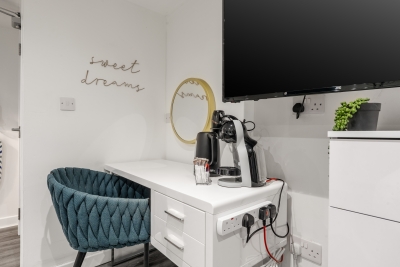 Regent Rd | Sofa Bed | Shared Lounge | Parking