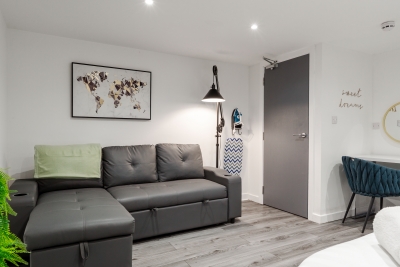 Regent Rd | Sofa Bed | Shared Lounge | Parking