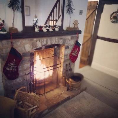 2 Bed cottage beautiful setting walk to Ironbridge