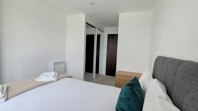 2BR Apt Bracknell | Parking | Nr Ascot Racecourse