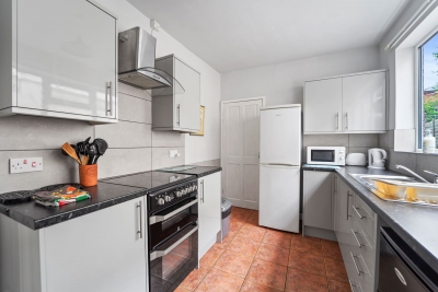 4 Bed House in Wolverhampton