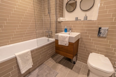 Chic & Luxurious 1 BR with parking - NEC/BHX