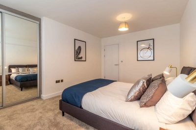 Chic & Luxurious 1 BR with parking - NEC/BHX