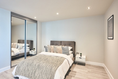 Chic Luxury Modern 1-Bed Apartment