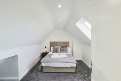 Large Luxury Home in Solihull - Sleeps 14, near NEC & BHX