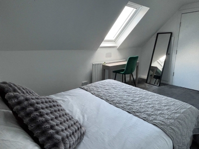 Large Luxury Home in Solihull - Sleeps 14, near NEC & BHX