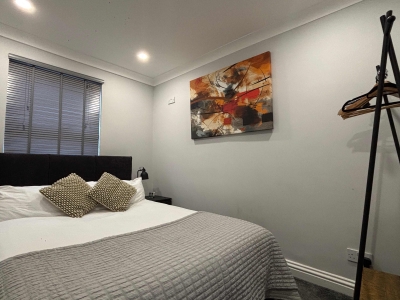 Large Luxury Home in Solihull - Sleeps 14, near NEC & BHX