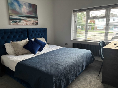Large Luxury Home in Solihull - Sleeps 14, near NEC & BHX