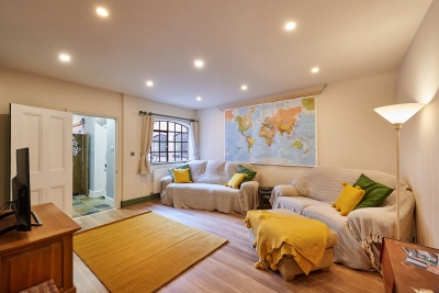 Luxurious & Chic Townhouse Conversion