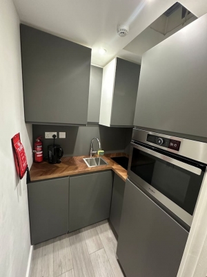 Small Studio Flat Central London zone 1
