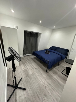 Small Studio Flat Central London zone 1