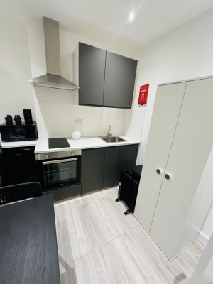 Studio Near Buckingham Palace