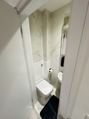 Studio in Oval London