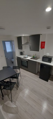 Flat near US embassy London