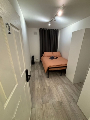 Room in Waterloo London
