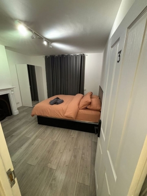 Central London Room by LondonEye