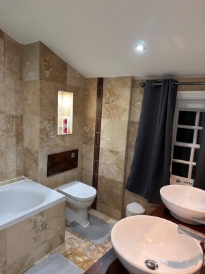 London Bridge Room