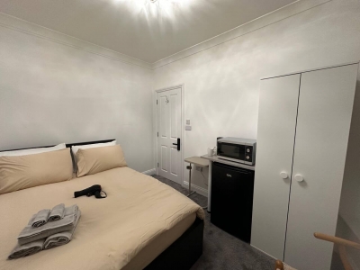 London Bridge Room