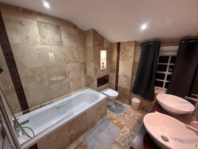 London Bridge Room