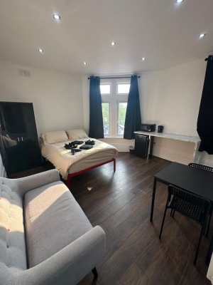 London Clapham Common Room