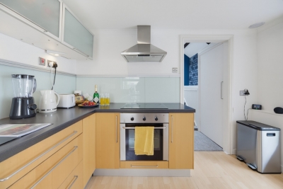 Casa Llandysul 1 bedroom spacious flat | Free Wi-Fi | Parking
