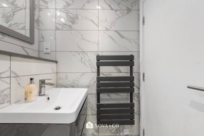 2BR 2B | Canary Wharf | O2 Views & Parking