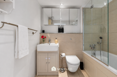 2BR 2B | Canary Wharf | O2 Views & Parking