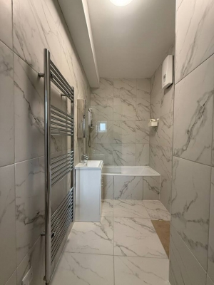 Modern Room | Minutes from Central London