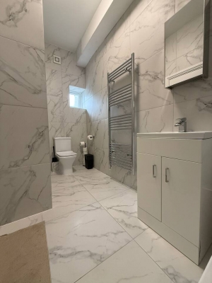 Modern Room | Minutes from Central London