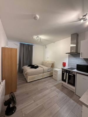 Cosy Room | Easy Access to Central London