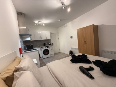 Cosy Room | Easy Access to Central London