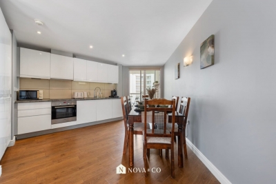 2BR 2B Canary Wharf | River & O2 Views