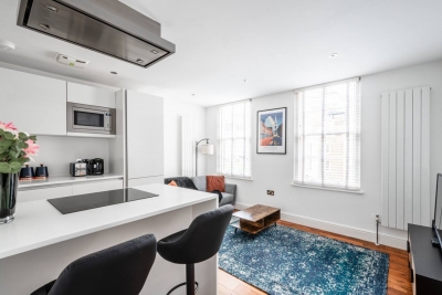 Modern City Pad – 3 Min to Liverpool St