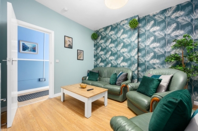 Mega Flat Near City Centre