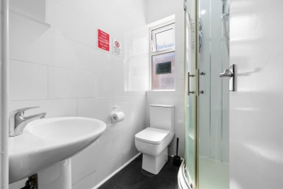 Spacious City Room by NQ & Arndale